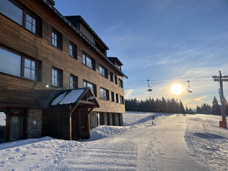 Apartmánový dům zvenčí